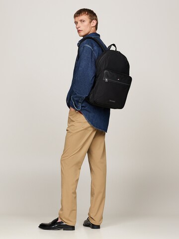 TOMMY HILFIGER Backpack in Black
