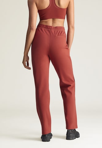 Regular Pantalon de sport ADIDAS BY STELLA MCCARTNEY en marron