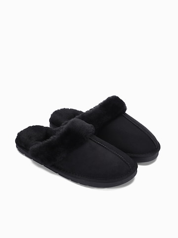 Island Boot Loafer 'EMESTA' värissä musta