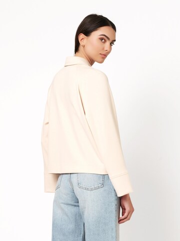 DESOTO Between-Season Jacket in Beige