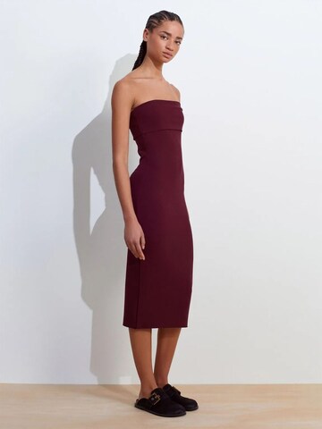 Dilvin Dress in Red
