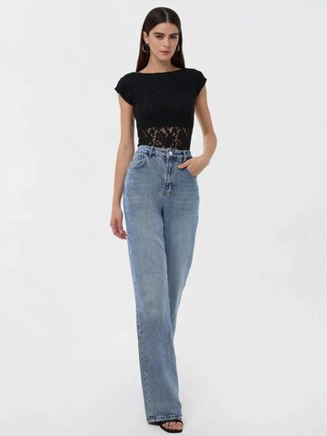 Hiccup - Top em preto