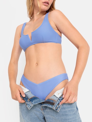 LSCN by LASCANA Bikinihousut 'Gina' värissä sininen
