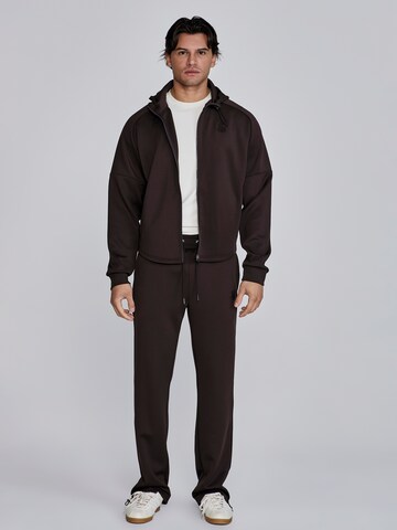 SikSilk Regular Broek in Bruin