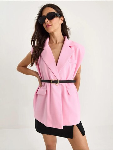 Gilet da completo di Bianco Lucci in rosa