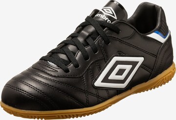 UMBRO Soccer Cleats in Black: front