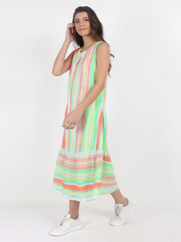 VICCI Germany Maxikleid mit mehrfarbigem Batikeffekt in Mischfarben