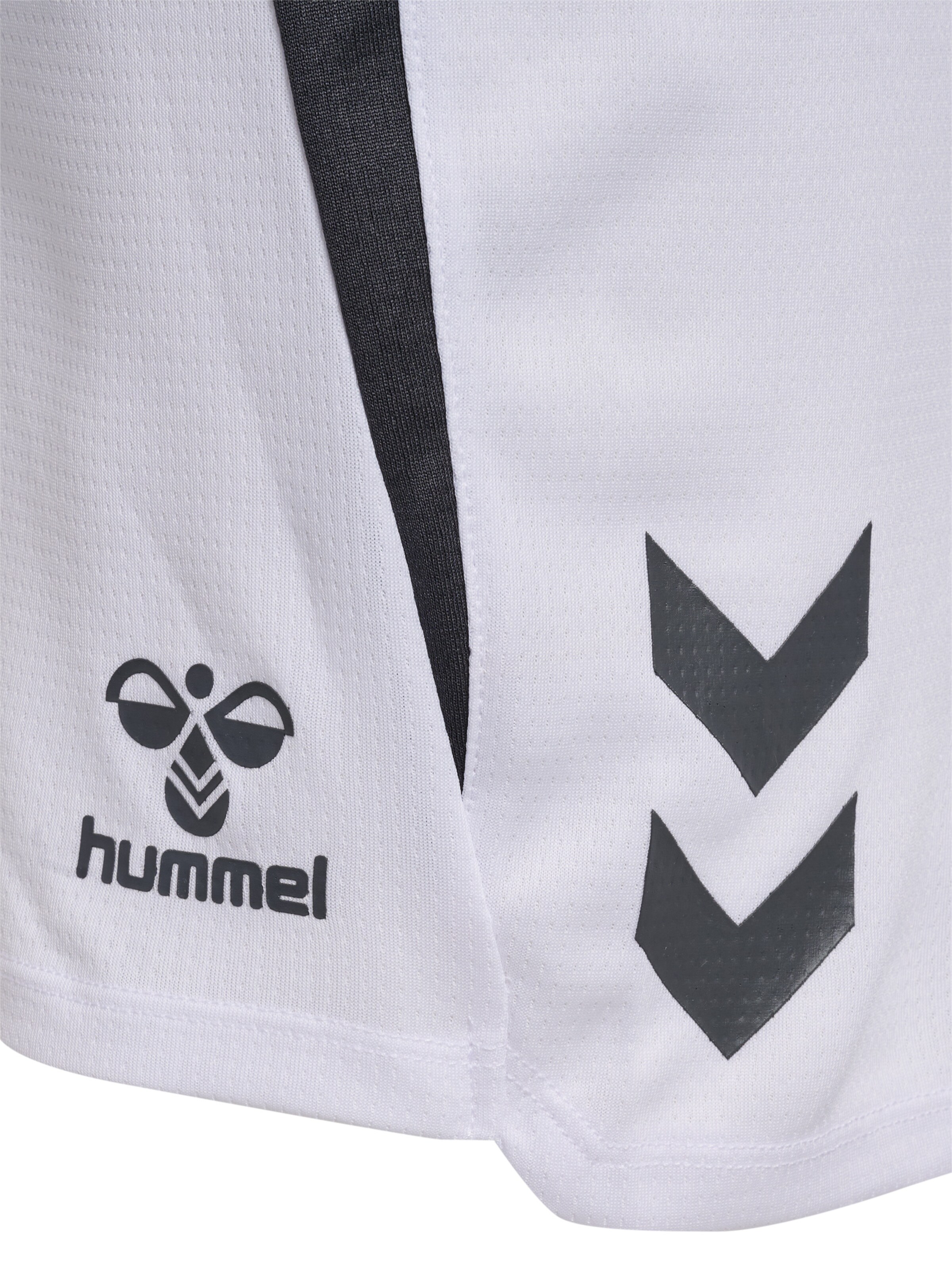 Hummel Regular Sportshorts 'LEAD 2.0' in Weiß