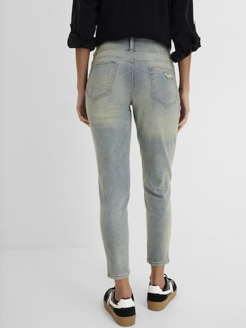 bonprix Slimfit Jeans in Blau