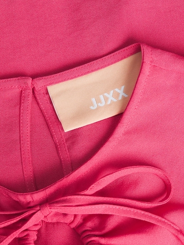 Top 'Lydia' de la JJXX pe roz
