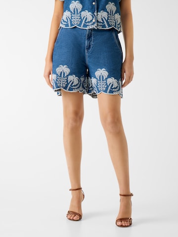 Regular Jean 'PILAR' GUESS en bleu : devant