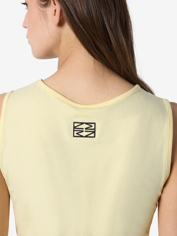 Haut Noisy may en jaune