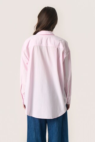 SOAKED IN LUXURY Blouse 'Calico' in Pink