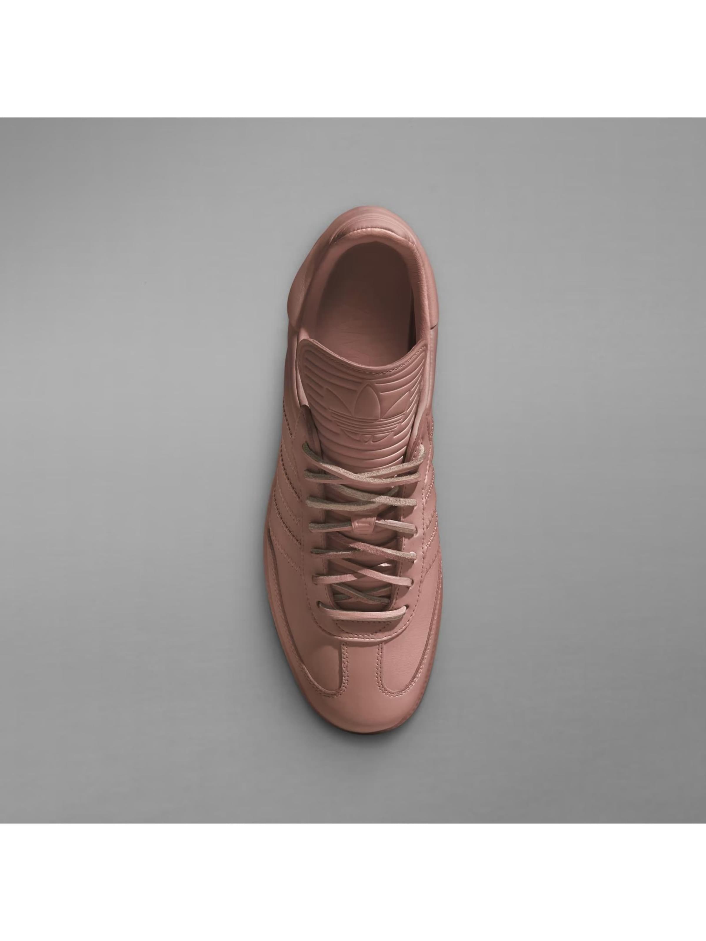 Scarpa sportiva 'adidas Humanrace Samba' di ADIDAS in marrone