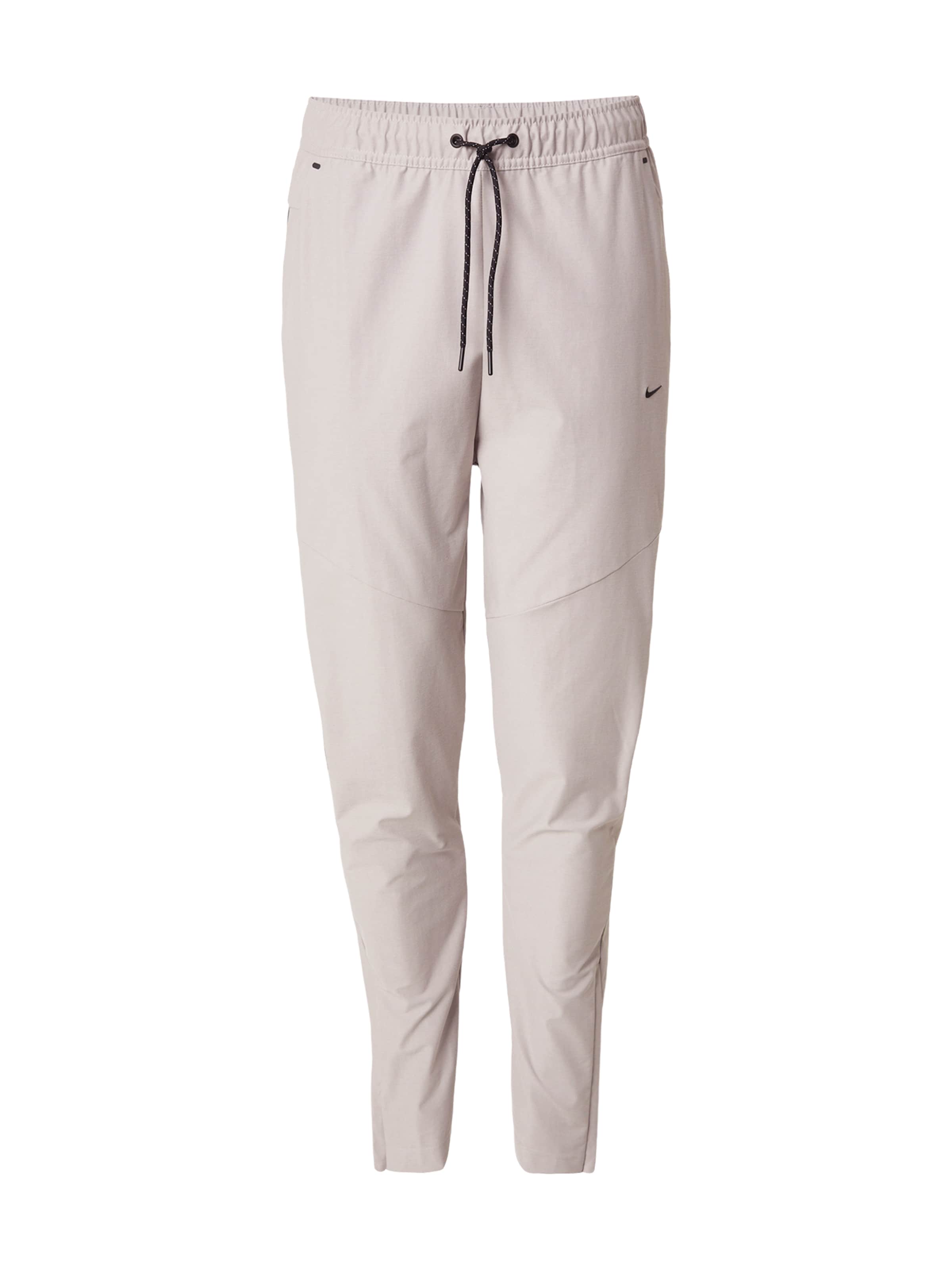 Nike Sportswear Tapered Hose in Grau: Vorderseite