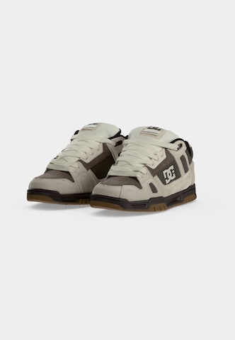 Baskets basses 'STAG' DC Shoes en marron