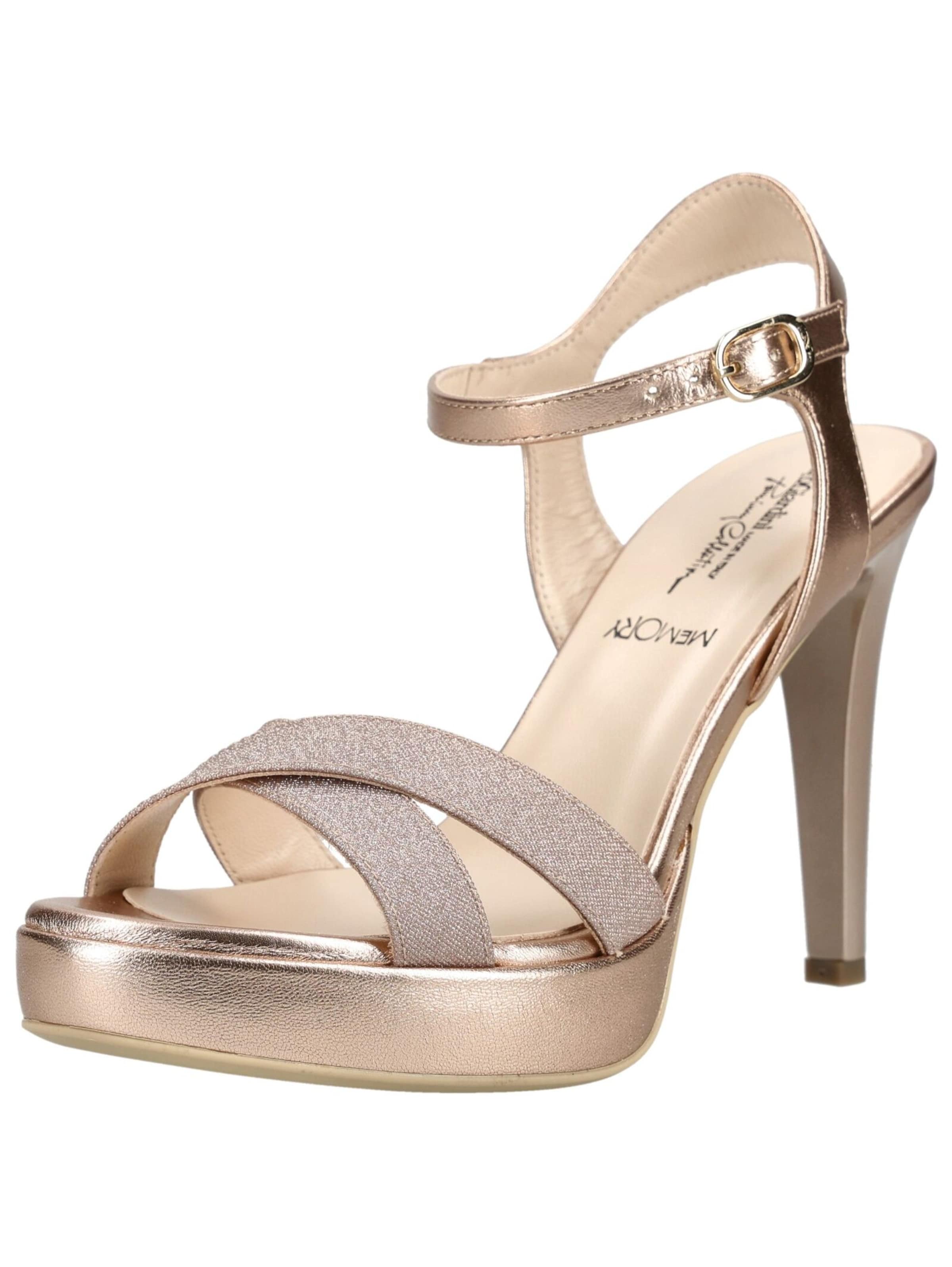 Nero Giardini Sandaal in Goud: voorkant