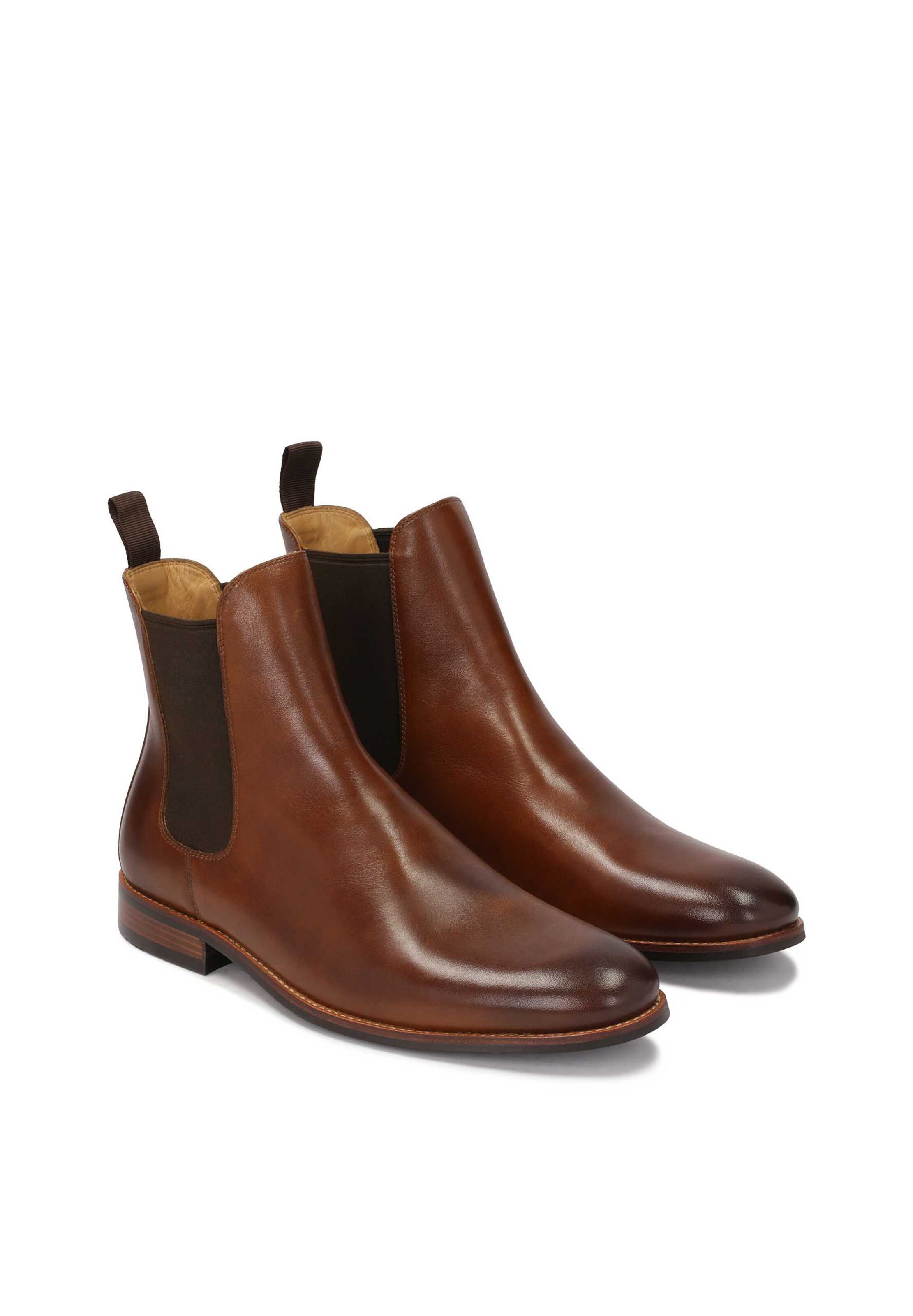 Kazar Chelsea boots in Bruin