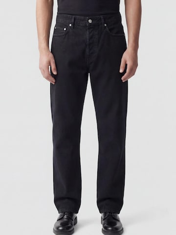regular Jeans di Cycle in nero: frontale