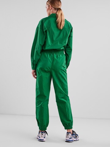 PIECES Tapered Broek in Groen