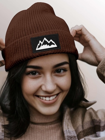 Neverless Beanie 'Mountain' in Brown: front