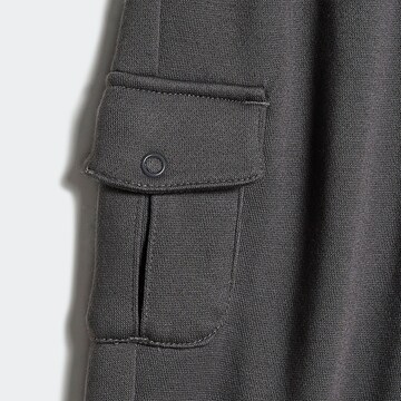 ADIDAS SPORTSWEAR Tracksuit 'Bagde of Sport Graphic' in Grey