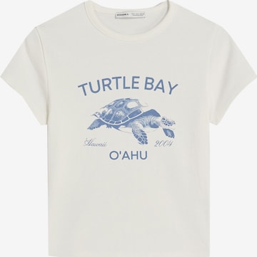 T-shirt Bershka en blanc : devant