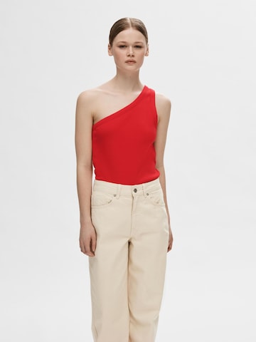 SELECTED FEMME Top in Red: front
