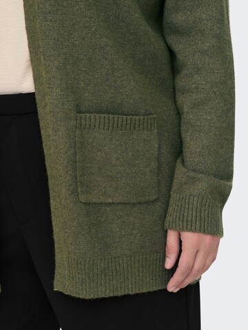 Cardigan 'Esly' ONLY Carmakoma en vert