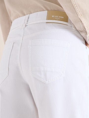 Wide leg Jeans 'Neele' de la CECIL pe alb