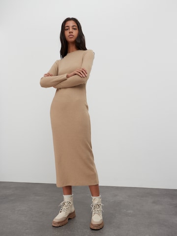 EDITED Dress 'Cleo' in Beige: front