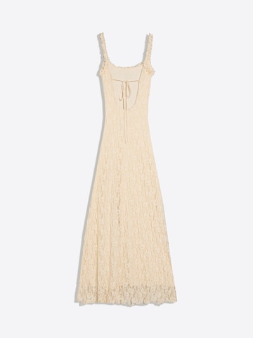 Bershka Kleid in Beige