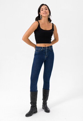 Felix Hardy Knitted top in Black