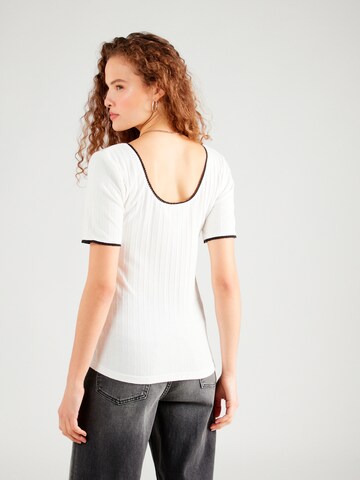 T-shirt 'RISIA' b.young en blanc