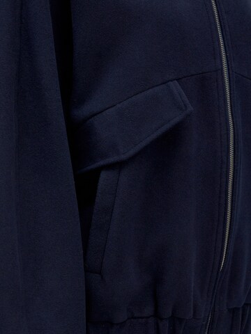 EDITED Tussenjas 'Frieda' in Blauw