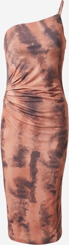 Robe Trendyol en marron : devant