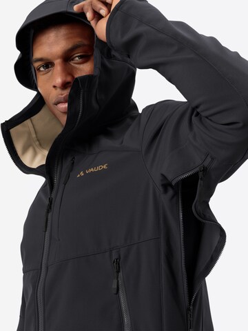 VAUDE Outdoorjas ' M Roccia SFT J II ' in Zwart