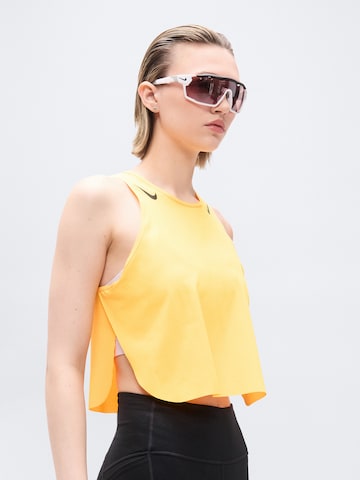NIKE Sport top 'ARSWFT' - sárga