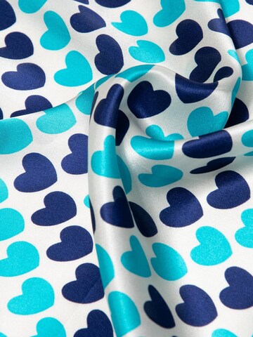 MayTree Scarf in Blue