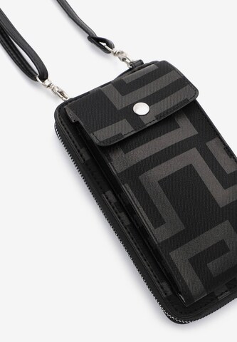 Emily & Noah Smartphone Case 'Ilona' in Black