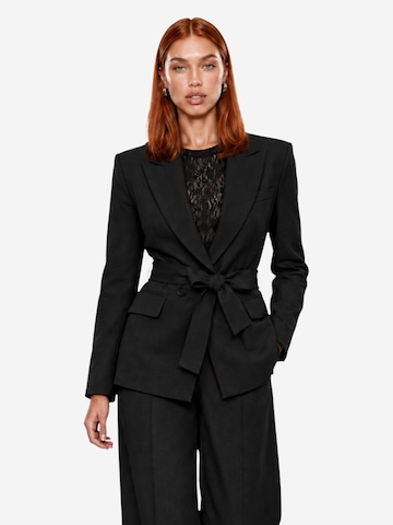 I AM Blazer 'DIAMANTE BELTED BLAZER SLI6JK026229D' in Black: front