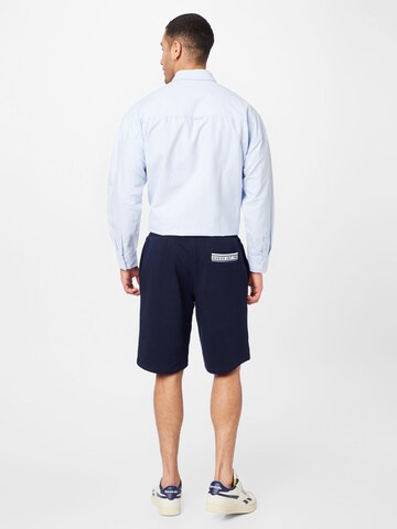 GUESS Regular Shorts 'CLOVIS' in Blau