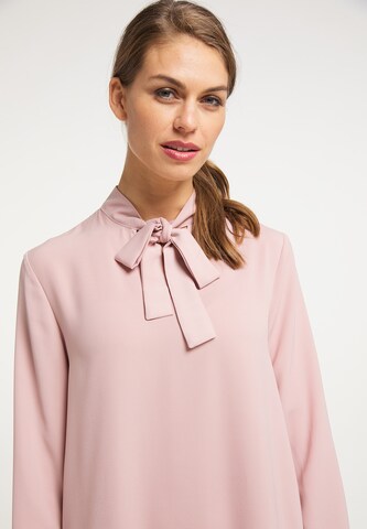 Rochie tip bluză de la usha BLACK LABEL pe roz