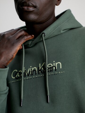 Calvin Klein Sweatshirt in Grün