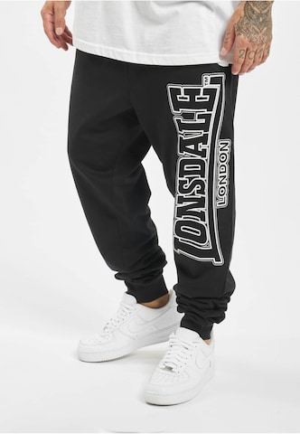 Effilé Pantalon de sport ' ' LONSDALE en noir
