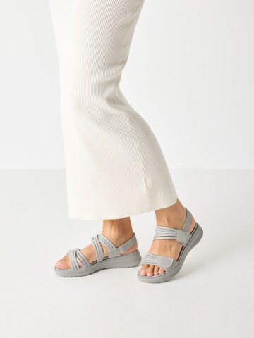 Sandales Tamaris en gris