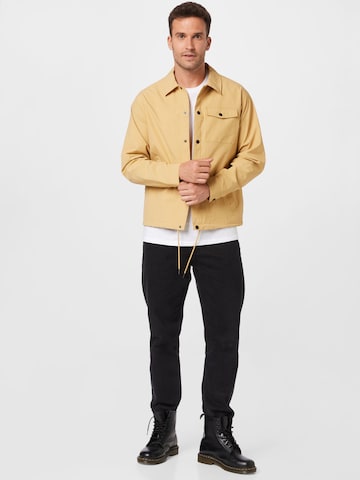 BURTON MENSWEAR LONDON Between-Season Jacket in Yellow