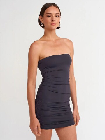 Dilvin Dress in Blue: front