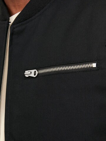 juoda JACK & JONES Liemenė 'Collective Worker'