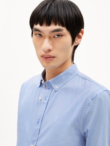 ARMEDANGELS Regular Fit Hemd QUAASA (GOTS) in Blau